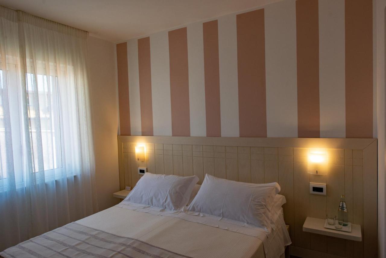 Le Camere Di Libero E Roberta Parghelia Exterior foto