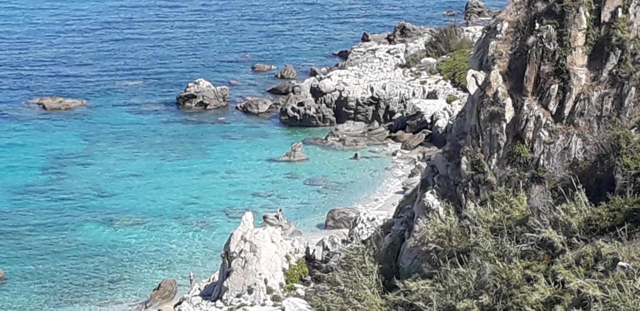 Le Camere Di Libero E Roberta Parghelia Exterior foto