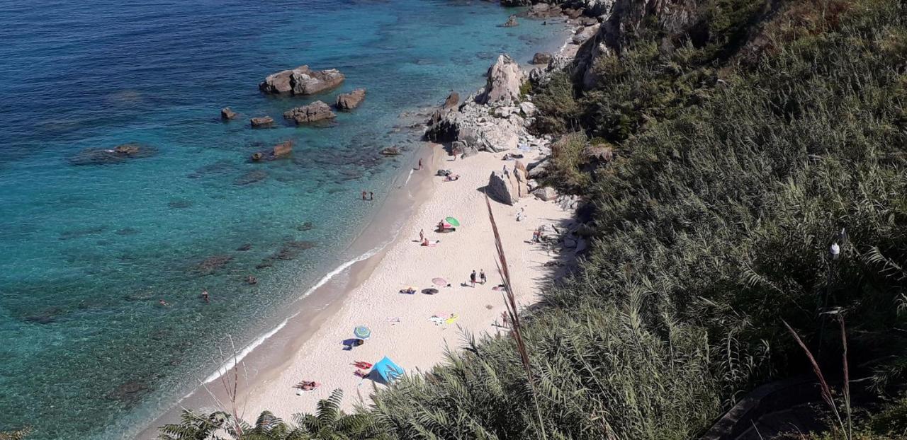 Le Camere Di Libero E Roberta Parghelia Exterior foto