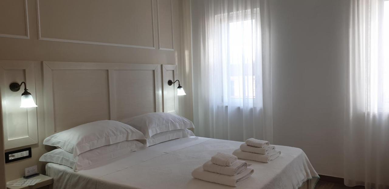 Le Camere Di Libero E Roberta Parghelia Exterior foto