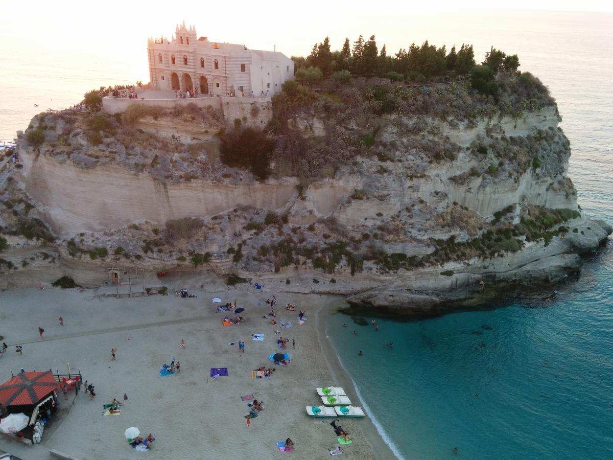 Le Camere Di Libero E Roberta Parghelia Exterior foto